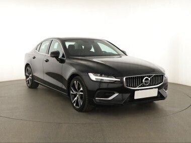 Czarny Używany 2020 Volvo S60 Sedan/Limuzyna | 112 500 zł - Obraz 1/4