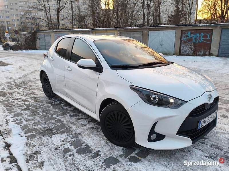 Używany Toyota Yaris 2021 Biały Hatchback