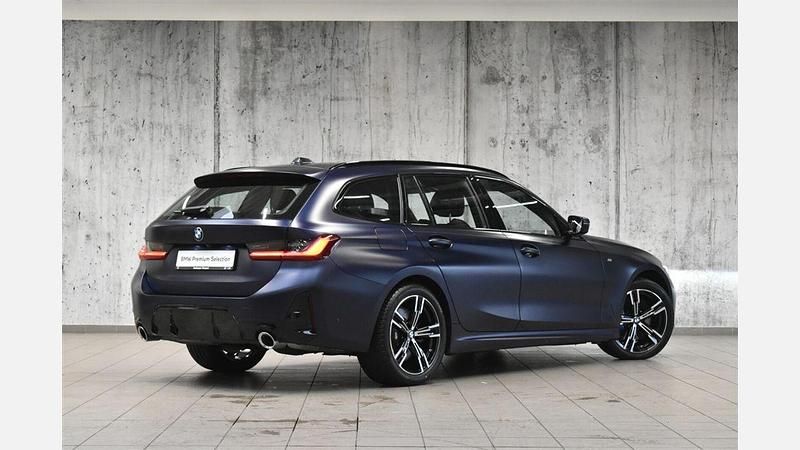 Używany BMW 320 Comfort Edition 190 KM (139 kW) 2024 Frozen tanzanite blue metallic metalizowany Kombi