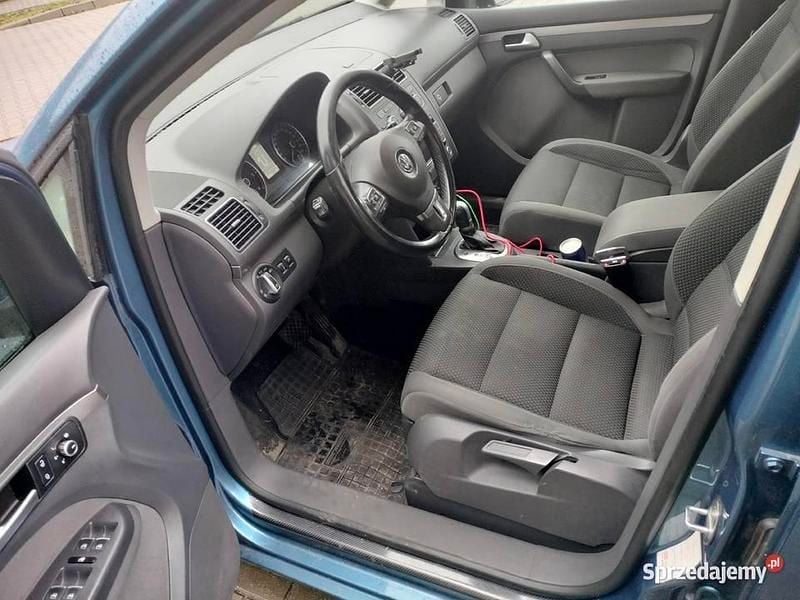 Używany VW Touran 2015 Niebieski Minivan