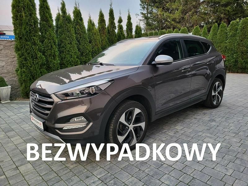 Szary (metalik, perła) Używany 2017 Hyundai Tucson SUV | 68 500 zł (Uczciwa cena) - Obraz 1/4