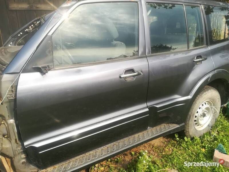 Używany 2006 Mitsubishi Pajero SUV | 1000 zł - Obraz 1/4