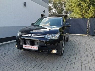 Czarny Używany 2014 Mitsubishi Outlander P-HEV SUV | 64 900 zł - Obraz 1/4