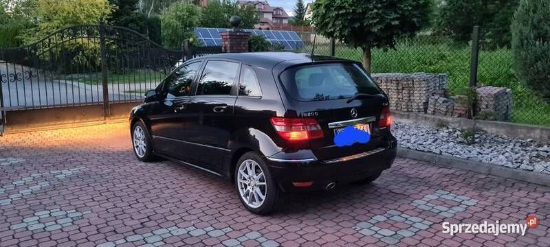 Używany 2009 Mercedes 200 | 21 700 zł - Obraz 1/4