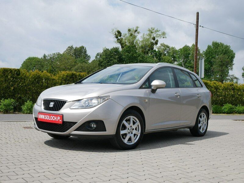 Beżowy Używany 2012 Seat Ibiza ST Style Kombi | 20 700 zł (Uczciwa cena) - Obraz 1/4