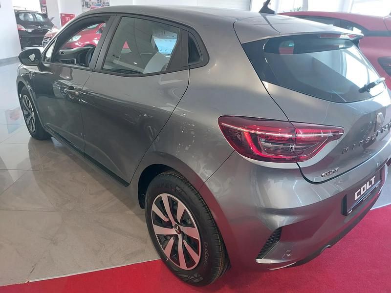 Używany Mitsubishi Colt 2024 Szary