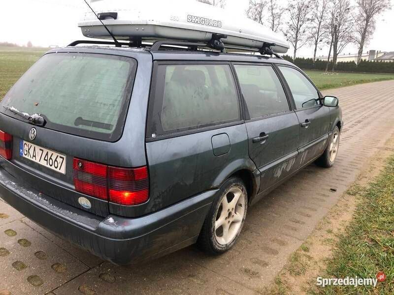 Grafitowy Używany 1996 VW Passat Sedan/Limuzyna | 3800 zł - Obraz 1/4