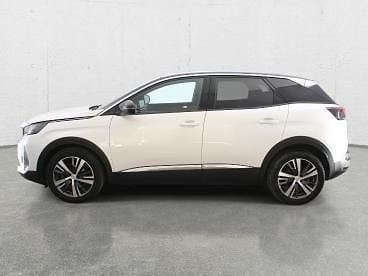 Używany Peugeot 3008 Allure 130 KM (95 kW) 2023 Biały SUV