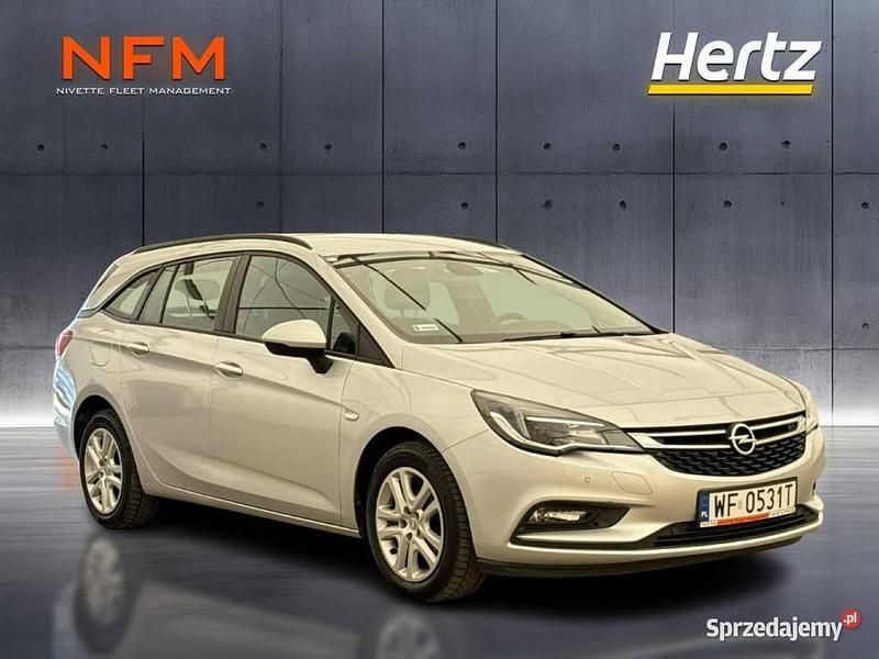 Srebrny Używany 2018 Opel Astra Enjoy Kombi | 37 100 zł (Uczciwa cena) - Obraz 1/3