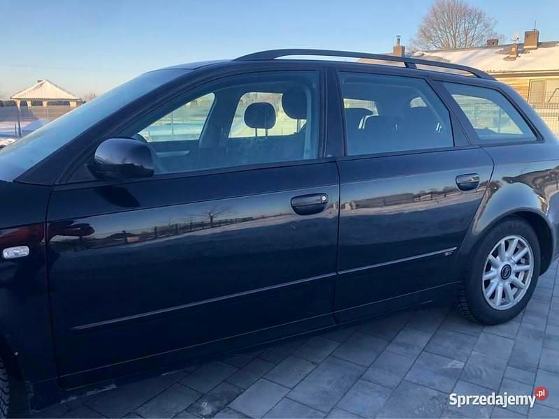 Czarny Używany 2006 Audi A4 Kombi | 12 500 zł (Uczciwa cena) - Obraz 1/4