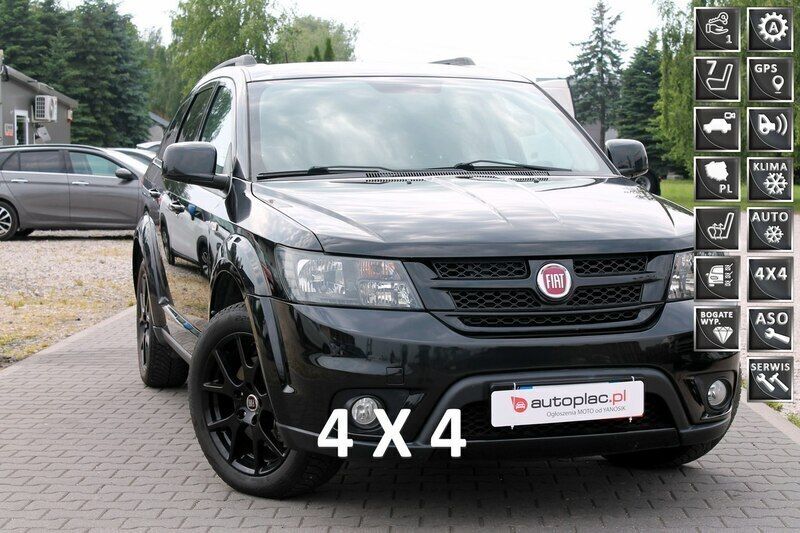 Czarny (metalik, perła) Używany 2015 Fiat Freemont SUV | 49 999 zł (Uczciwa cena) - Obraz 1/4