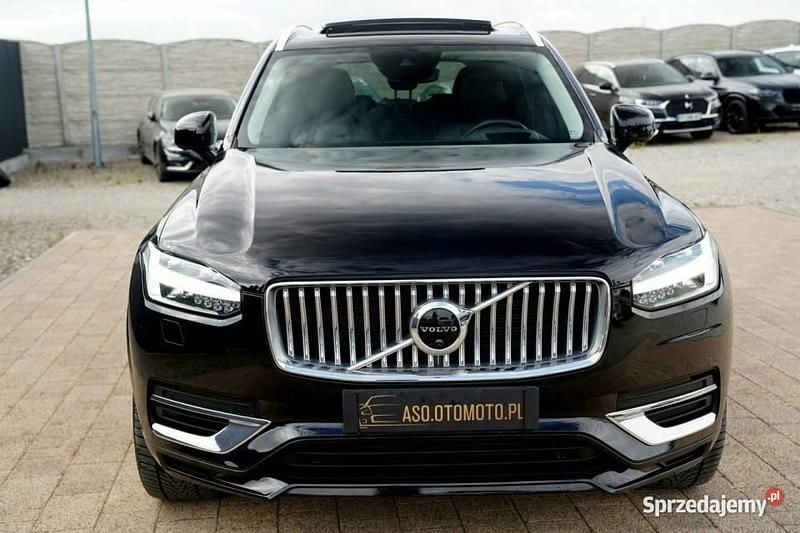 Czarny Używany 2023 Volvo XC90 SUV | 227 700 zł (Uczciwa cena) - Obraz 1/4