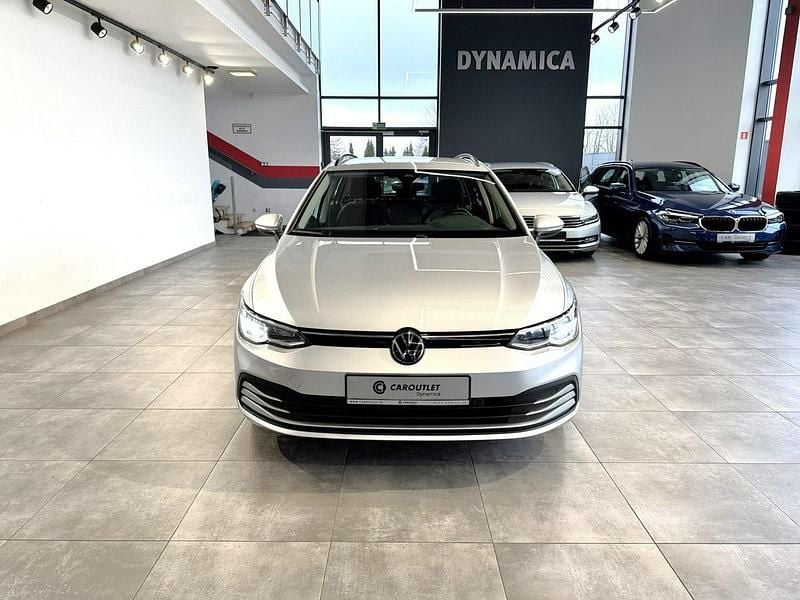 Używany VW Golf VIII R 130 KM (95 kW) 2022 Srebrny Kombi