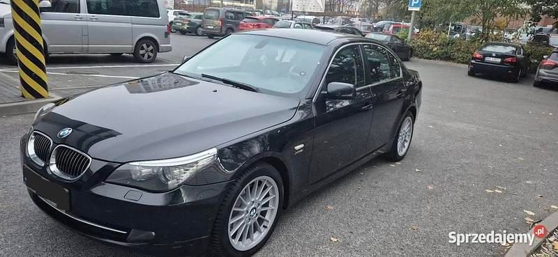 Czarny Używany 2008 BMW 530 Sedan/Limuzyna | 32 000 zł (Uczciwa cena) - Obraz 1/4