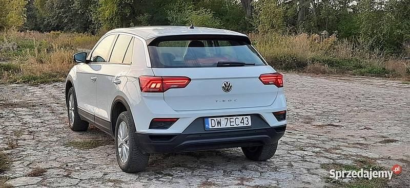 Biały Używany 2018 VW T-Roc SUV | 67 500 zł (Dość drogi) - Obraz 1/4