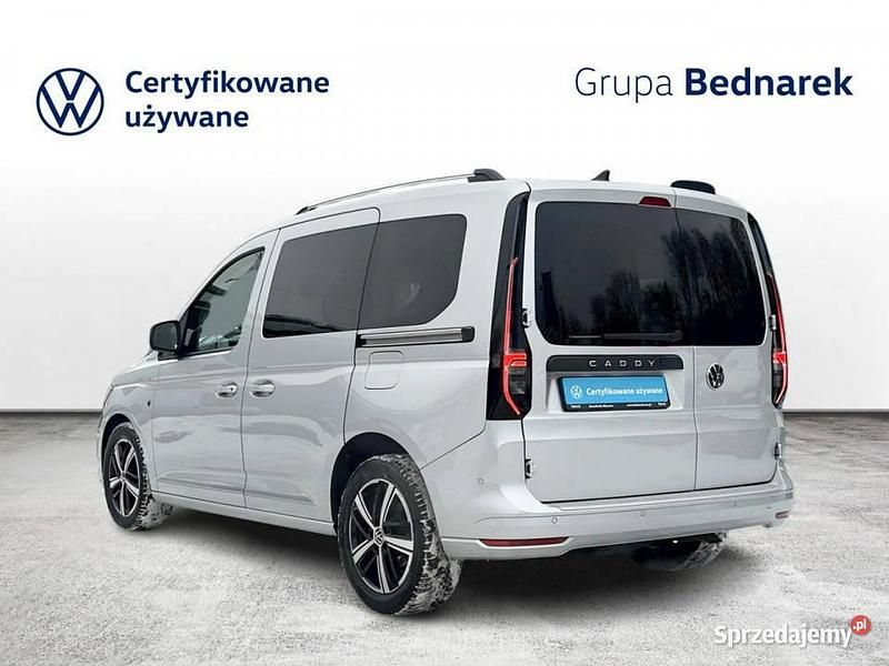 Używany VW Caddy 2021 Srebrny Minivan