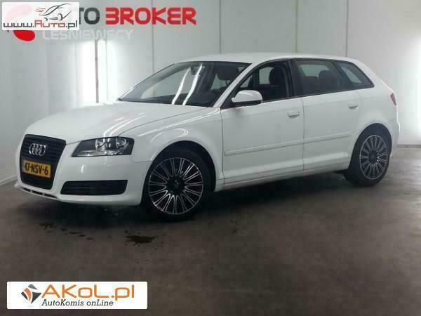 Biały Używany 2010 Audi A3 Hatchback | 52 000 zł - Obraz 1/4