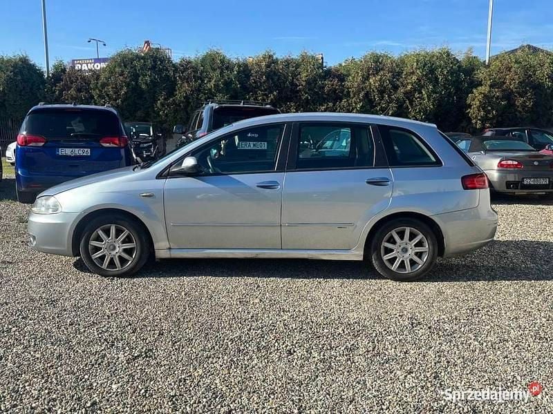 Srebrny Używany 2006 Fiat Croma Kombi | 6990 zł (Dość drogi) - Obraz 1/4