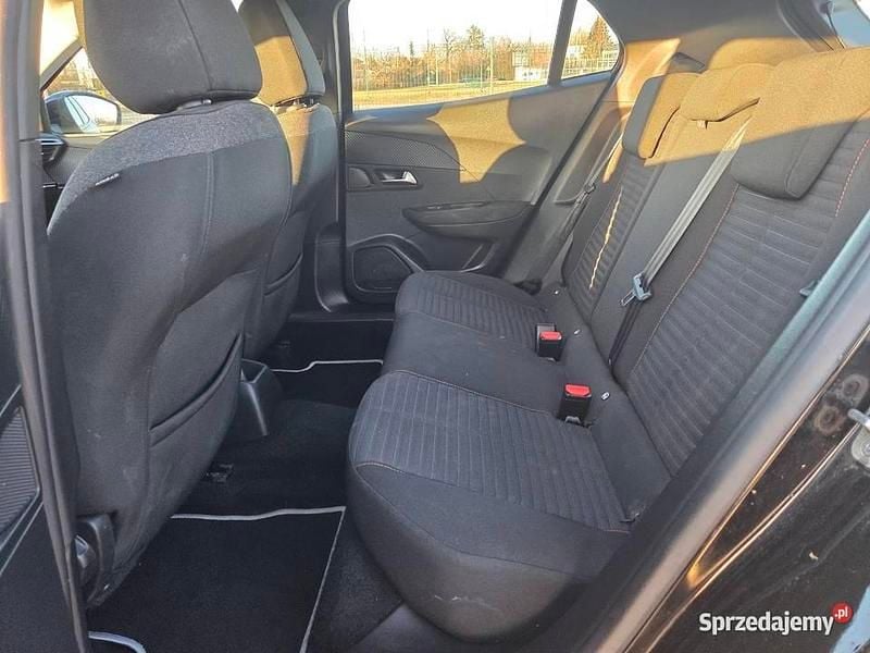 Używany Peugeot 2008 2020 Czarny SUV