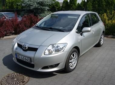 Srebrny Używany 2009 Toyota Auris Sedan/Limuzyna | 22 500 zł (Uczciwa cena) - Obraz 1/4