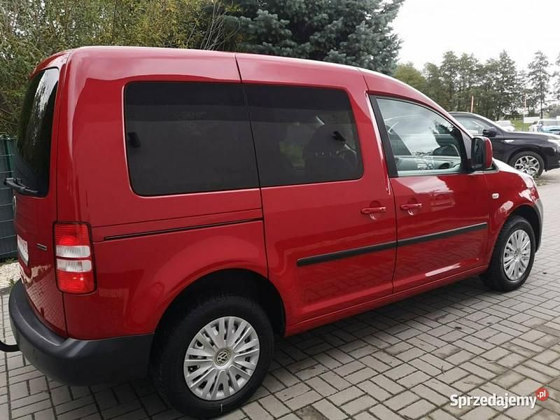 Używany VW Caddy 109 KM (80 kW) 2012 Czerwony Minivan