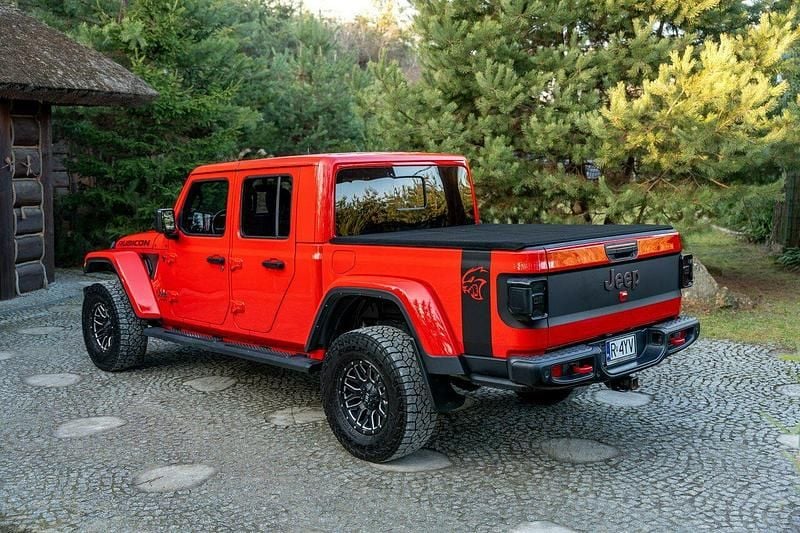 Używany Jeep Gladiator Rubicon 290 KM (213 kW) 2022 Czerwony Pickup