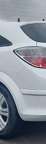 Używany Opel Astra GTC 90 KM (66 kW) 2008 Biały Coupe