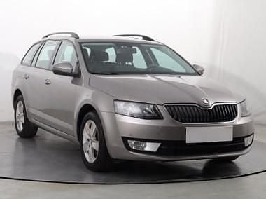 Używany Skoda Octavia 150 KM (110 kW) 2016 Beżowy Kombi