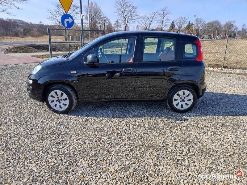 Używany 2016 Fiat Panda Hatchback | 27 900 zł (Drogi) - Obraz 1/4
