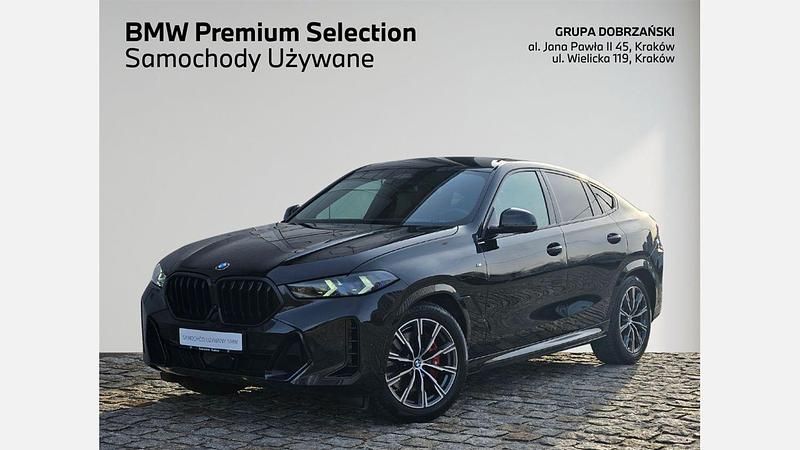 Używany BMW X6 Comfort Edition 340 KM (250 kW) 2024 Czarny szafir metalizowany SUV