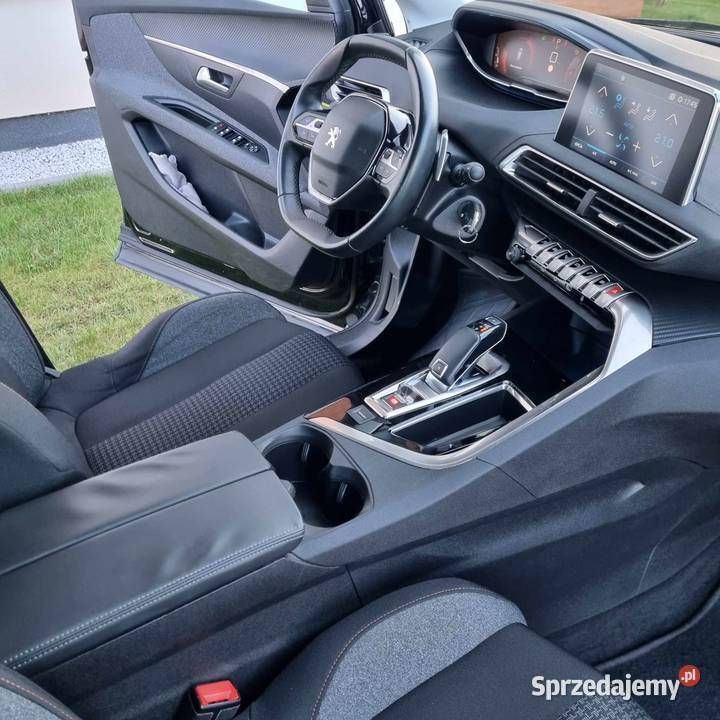 Używany 2018 Peugeot 3008 | 70 500 zł (Drogi) - Obraz 1/4
