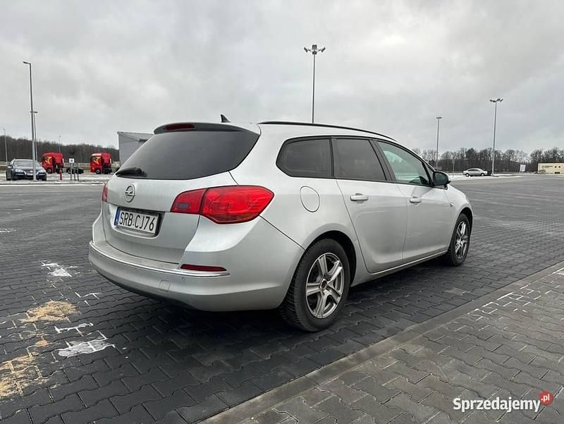 Używany 2012 Opel Astra Kombi | 17 500 zł (Drogi) - Obraz 1/4