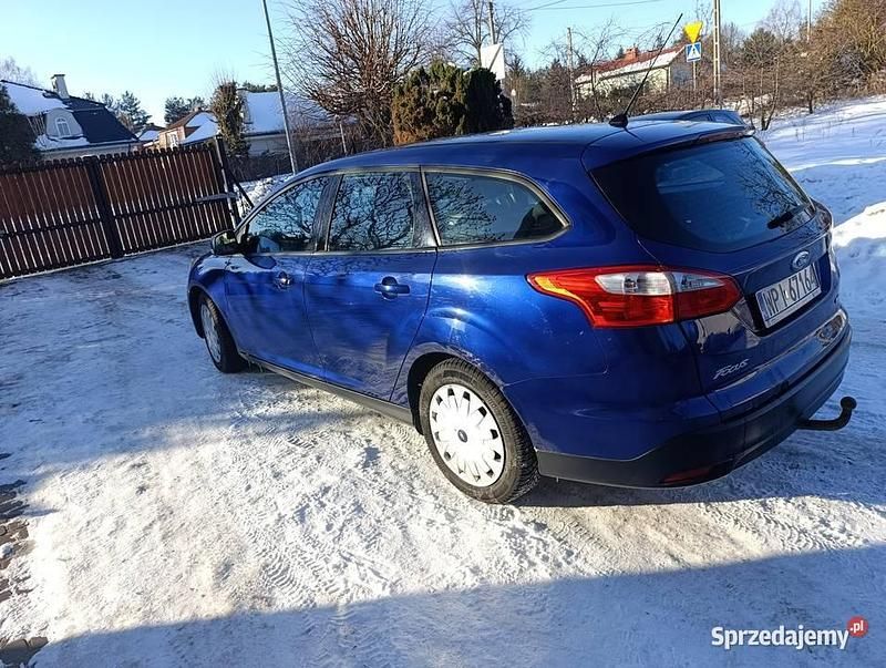 Używany Ford Focus 2013 Niebieski Kombi