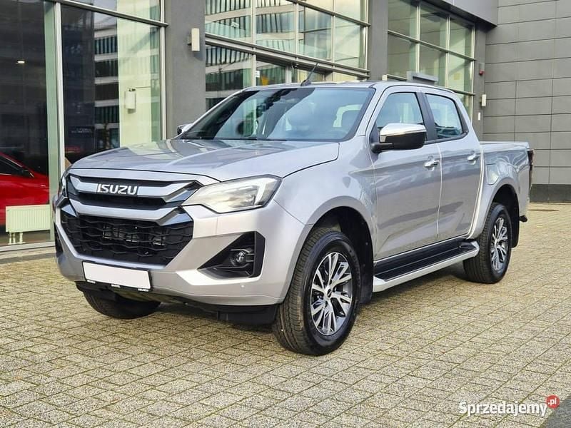 Nowe Isuzu D-Max 163 KM (119 kW) 2025 Srebrny Sedan/Limuzyna