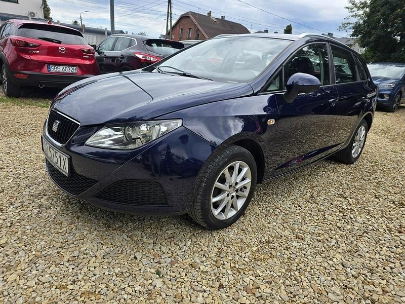 Używany Seat Ibiza ST 105 KM (77 kW) 2011 Niebieski ciemny (metalik) Kombi