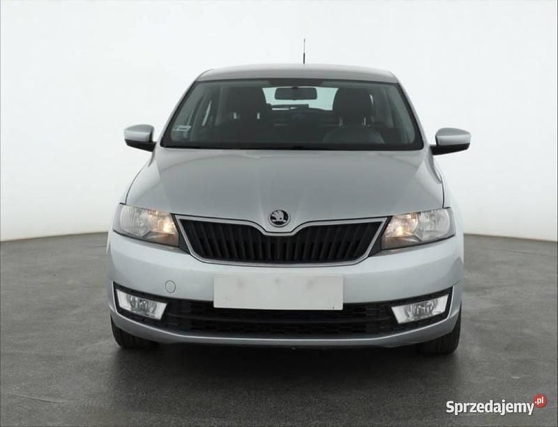 Srebrny Używany 2015 Skoda Rapid Hatchback | 27 999 zł (Uczciwa cena) - Obraz 1/4