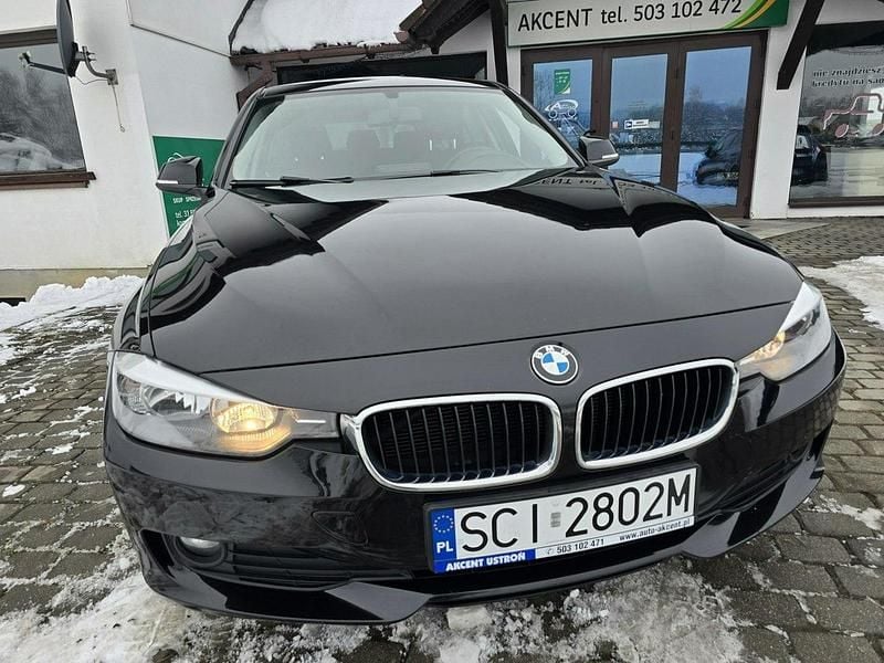 Używany BMW 318 143 KM (105 kW) 2013 Czarny Kombi