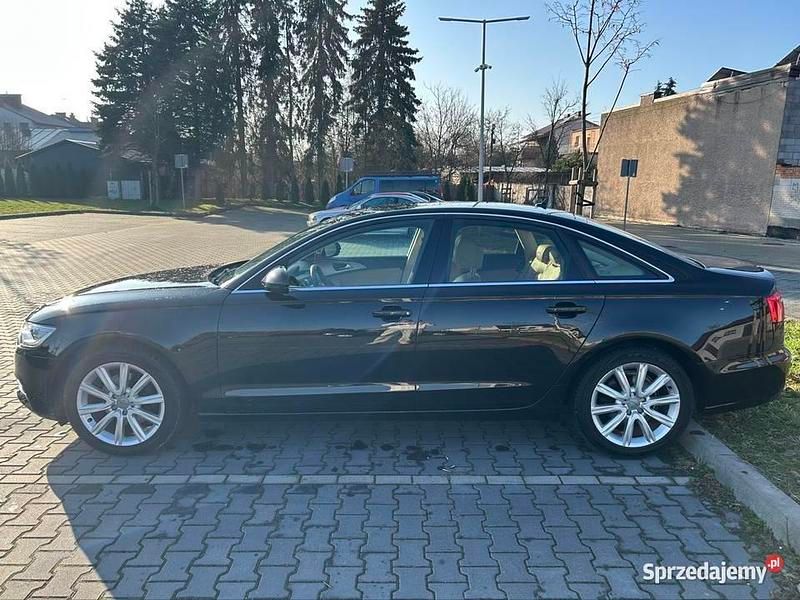 Używany Audi A6 2011 Brązowy Sedan/Limuzyna