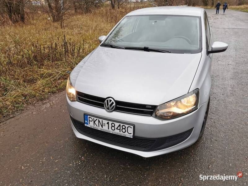Srebrny Używany 2010 VW Polo Hatchback | 14 900 zł (Dobra cena) - Obraz 1/4