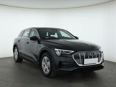 Używany Audi e-tron 230 kW (313 KM) 2021 Czarny SUV