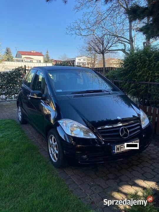Czarny Używany 2010 Mercedes A160 Hatchback | 16 500 zł - Obraz 1/4
