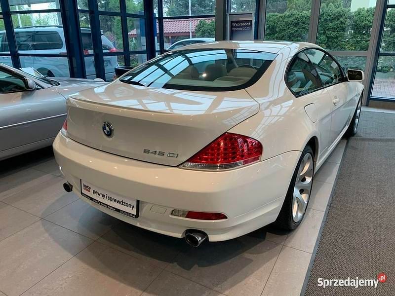 Biały Używany 2004 BMW 333 Coupe | 69 900 zł - Obraz 1/4
