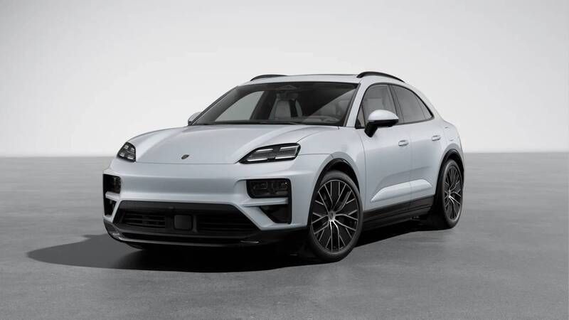 Ice grey metallic Nowe 2024 Porsche Macan Turbo SUV | 635 210 zł - Obraz 1/4