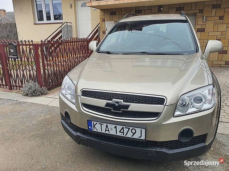 Złoty Używany 2008 Chevrolet Captiva SUV | 18 800 zł (Dość drogi) - Obraz 1/4