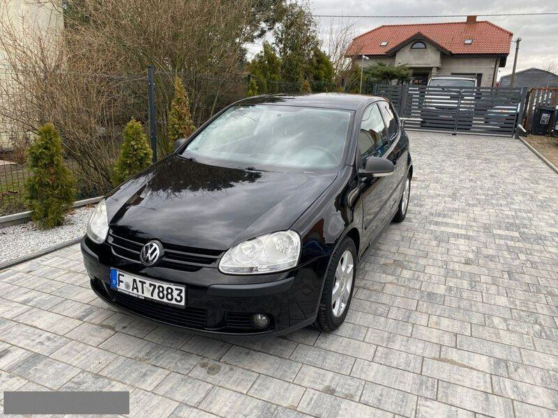 Czarny Używany 2005 VW Golf IV Sedan/Limuzyna | 12 900 zł (Dość drogi) - Obraz 1/4