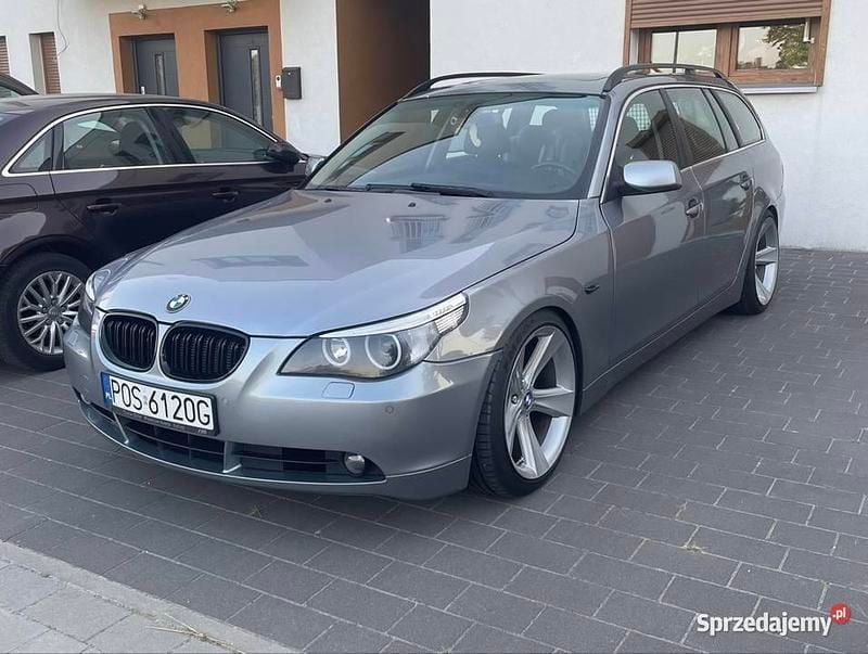 Szary Używany 2007 BMW 523 Kombi | 22 900 zł - Obraz 1/4
