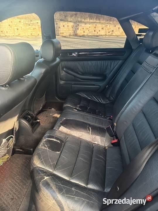 Używany Audi A6 1998 Granatowy Sedan/Limuzyna