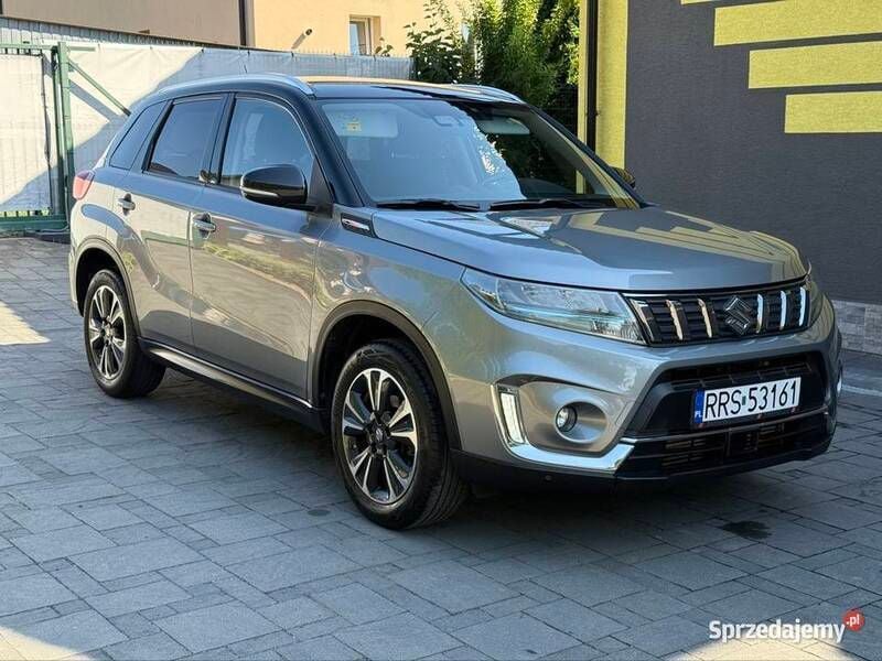 Szary Używany 2020 Suzuki Vitara SUV | 79 900 zł (Uczciwa cena) - Obraz 1/4