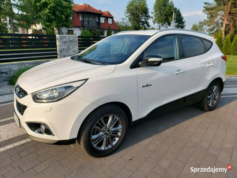 Biały Używany 2015 Hyundai ix35 SUV | 47 900 zł (Uczciwa cena) - Obraz 1/4