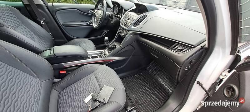 Używany Opel Zafira 2012 Minivan